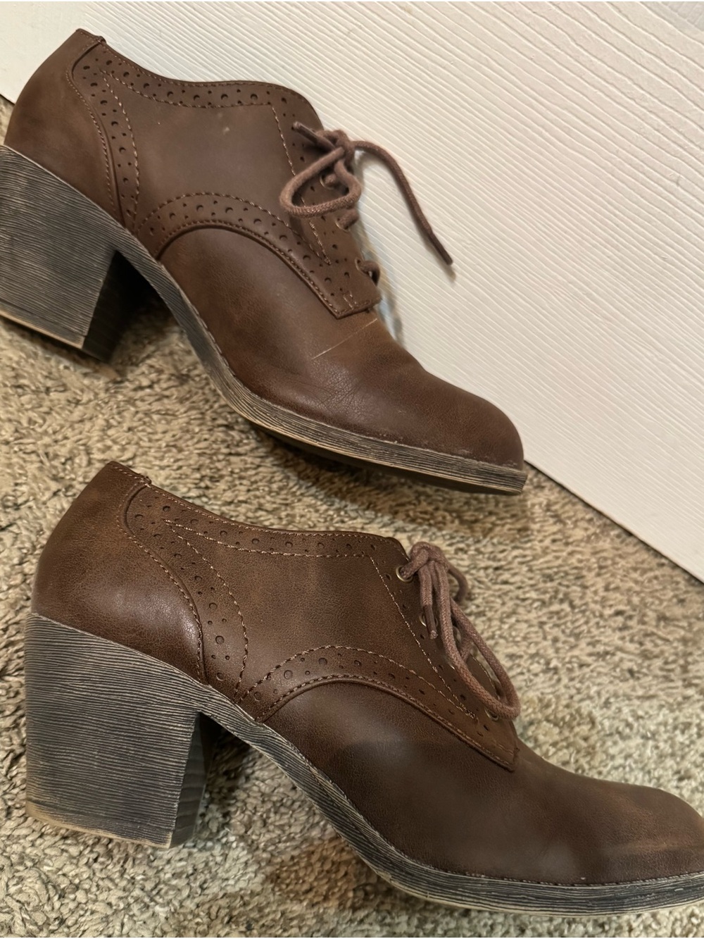 Rocket Dog Dark Brown Women's Oxford Booties - Size 8.5